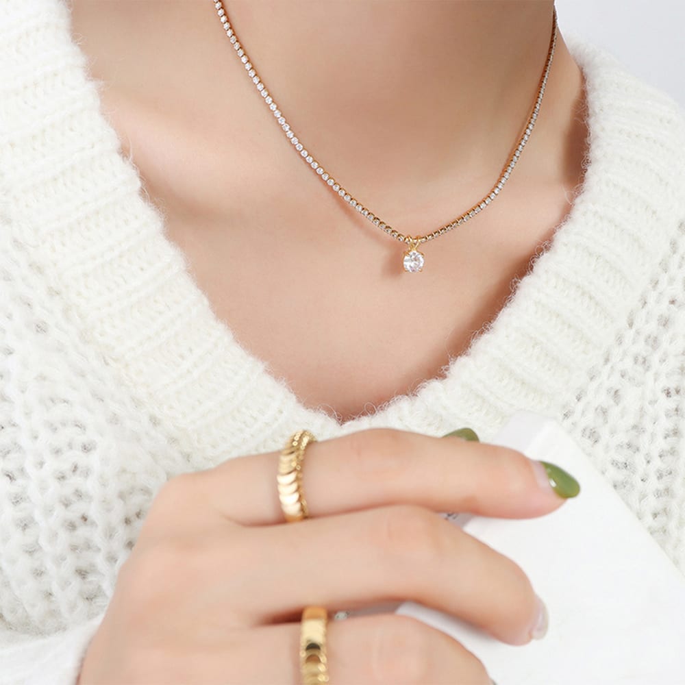 Luna Grace Necklace